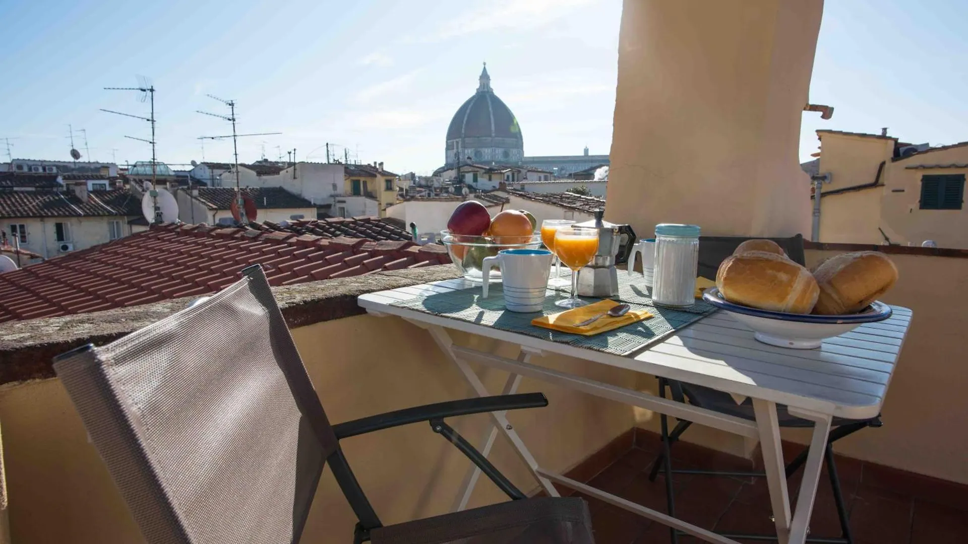 A Refuge With A Terrace Overlooking The Duomo contacts