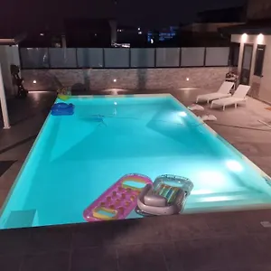 Giovannino House Appartamento Aeroporto di Catania Fontana Rossa