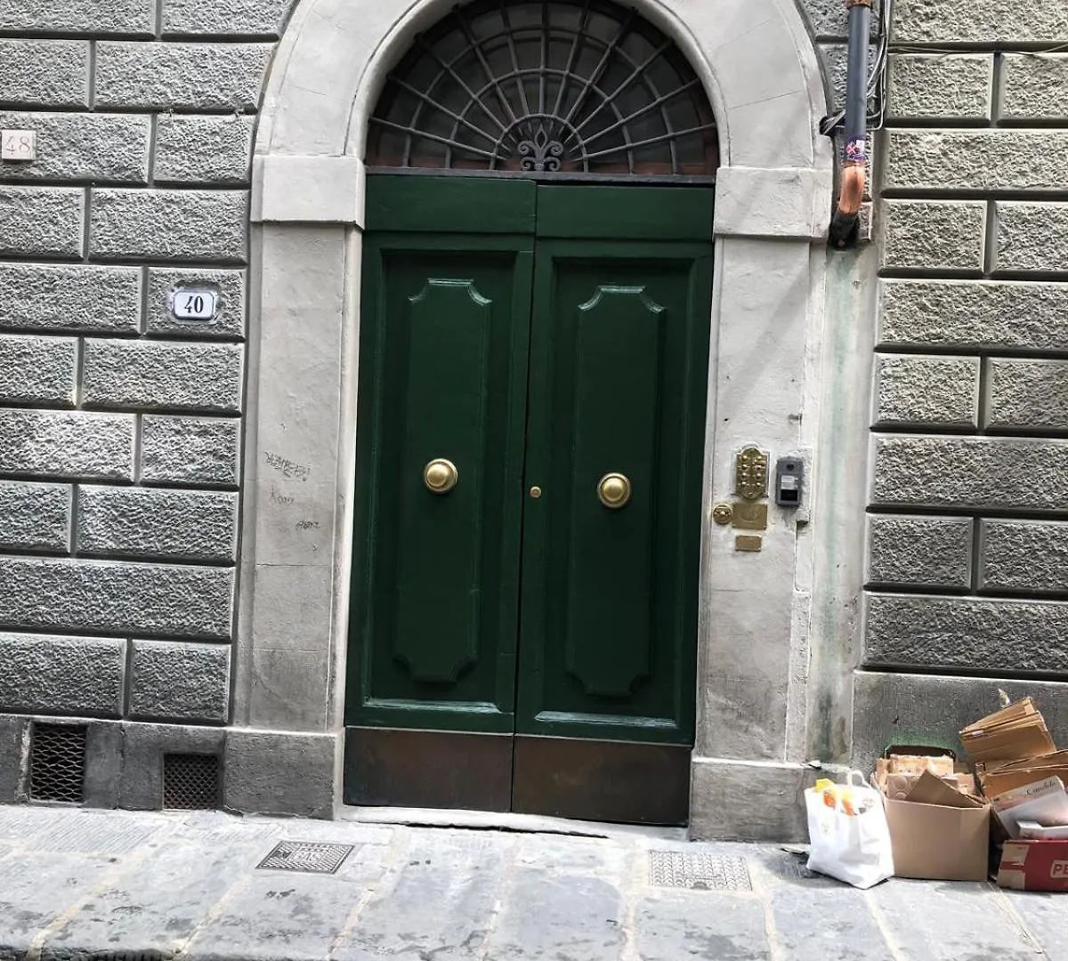 A Refuge With A Terrace Overlooking The Duomo Florence 0*,  Italie